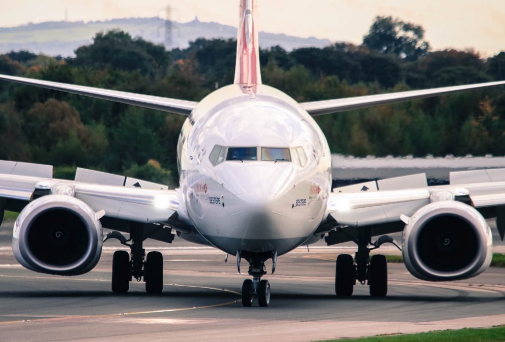 A Turkish Airlines B737 after landing. Photo by Nickyhardinguk. 