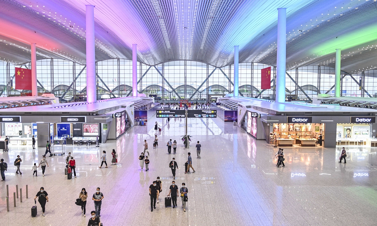 Guangzhou Baiyun International Airport was the busiest airport in 2020 and is on track to retain the title in 2021