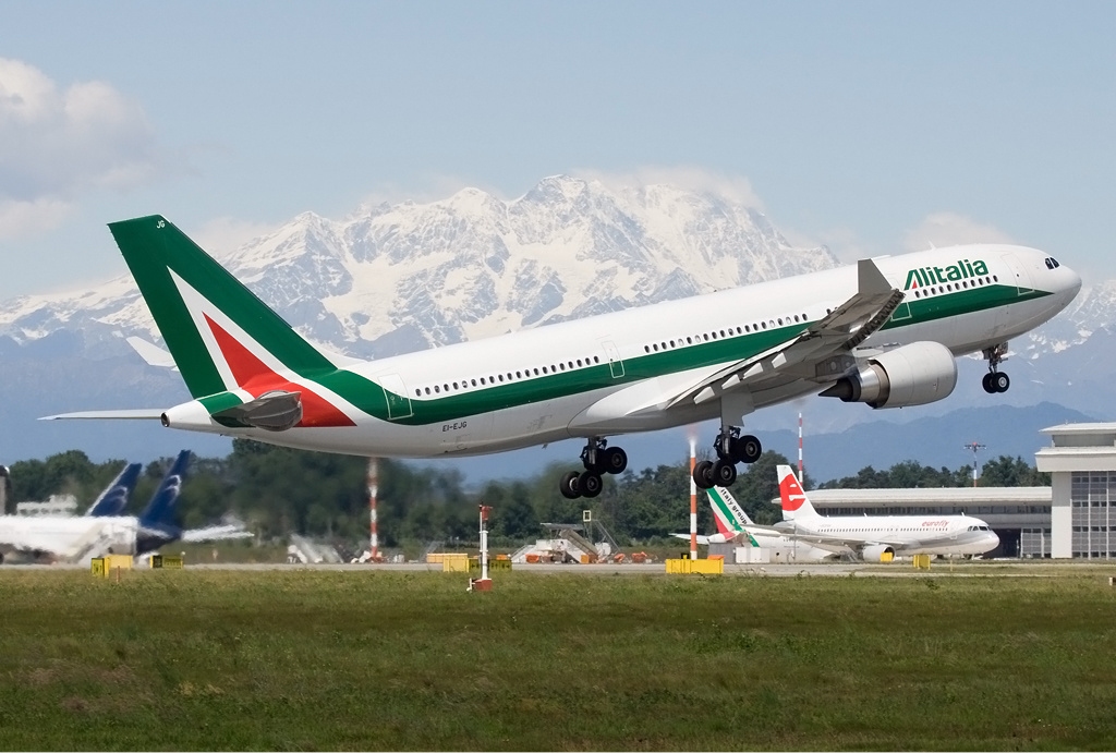 An Alitalia A330. Photo by Davide Olivati