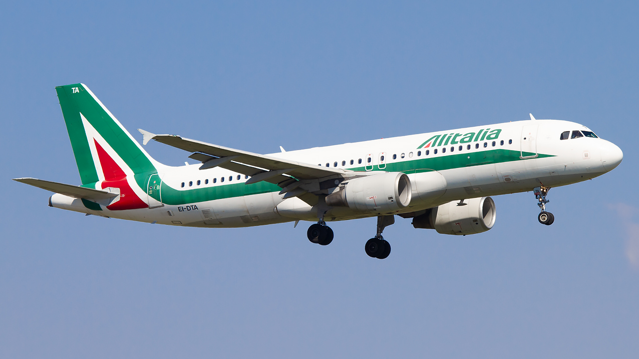 Alitalia A320 © TravelRadar - Andrea Ongaro