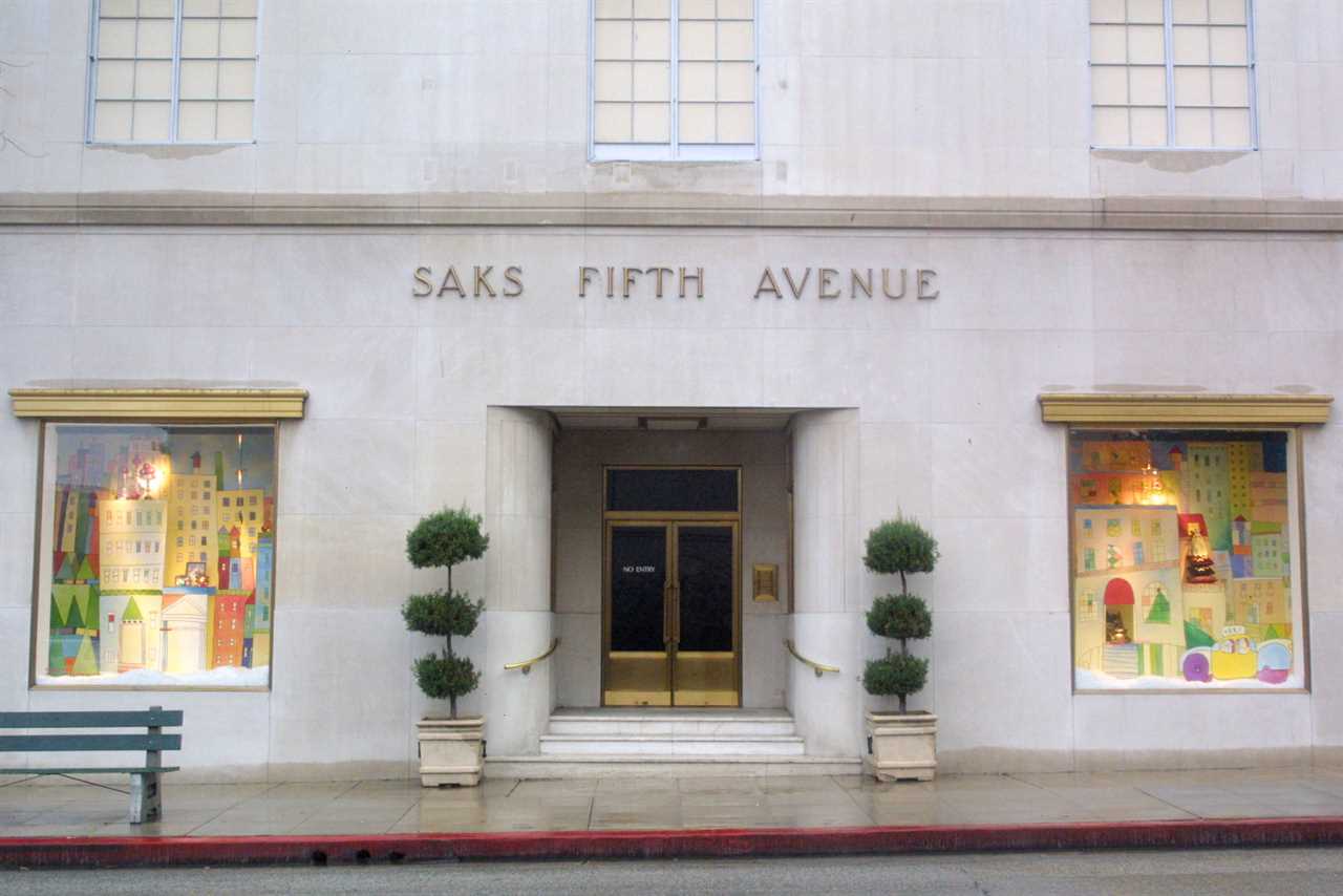 Reminder: Last chance to use your biannual Saks Fifth Avenue and Dell credits with Amex