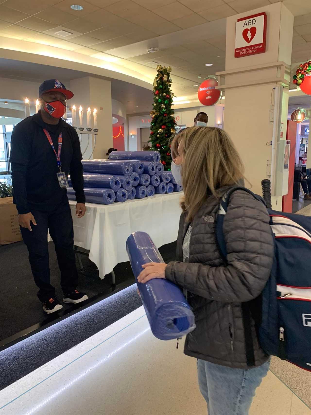 Free yoga mats at Philadelphia International Airport