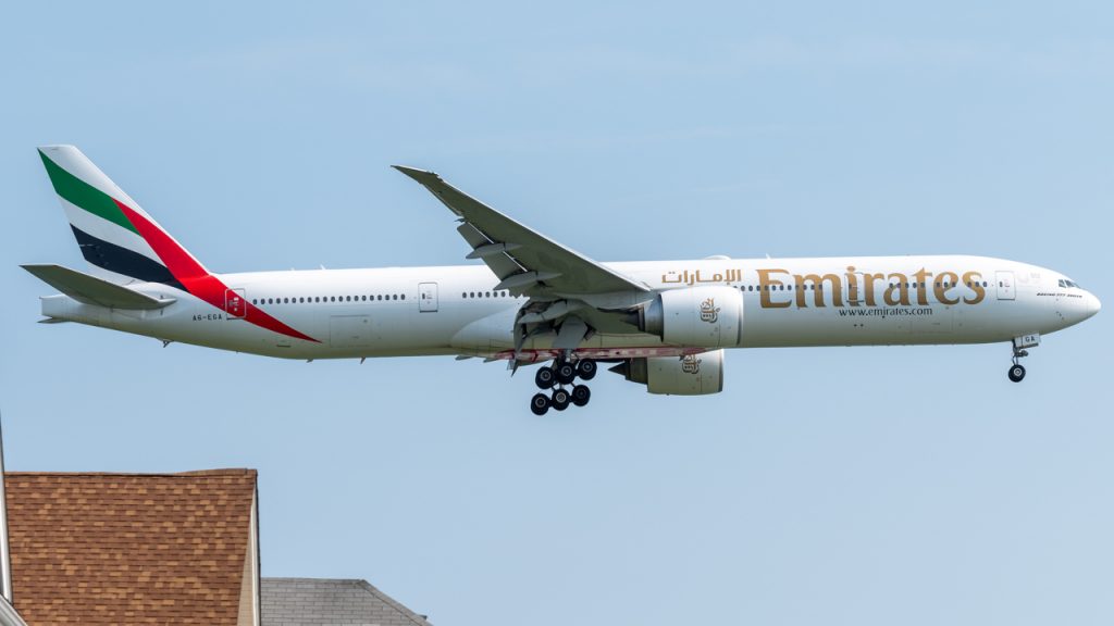 boeing 777 emirates 5G US