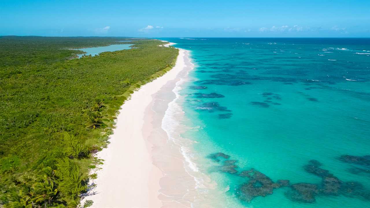 airports minutes from the beach bahamas edition cat island