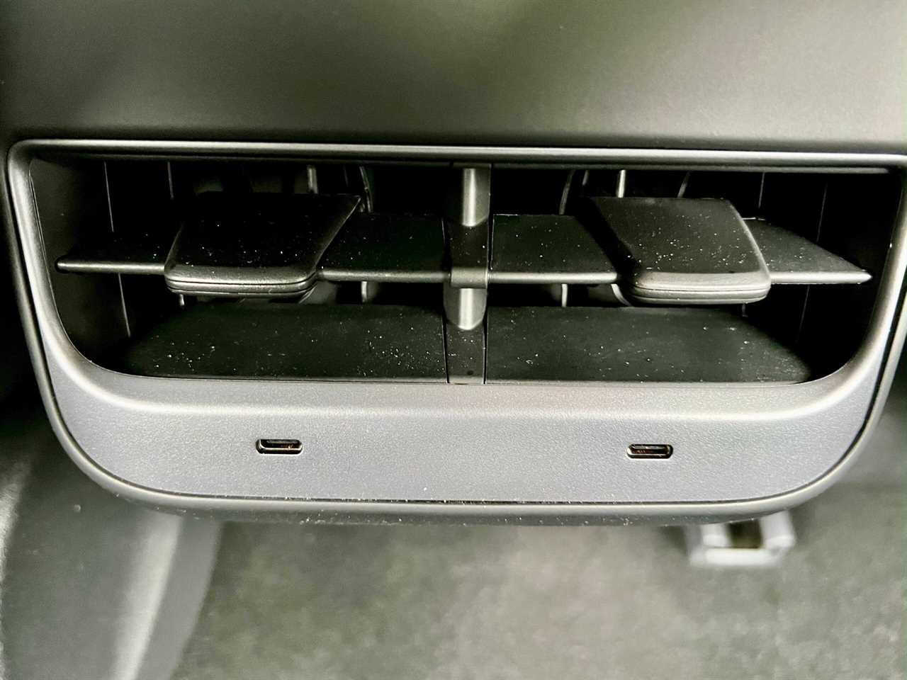 Rear charge ports Tesla Model 3