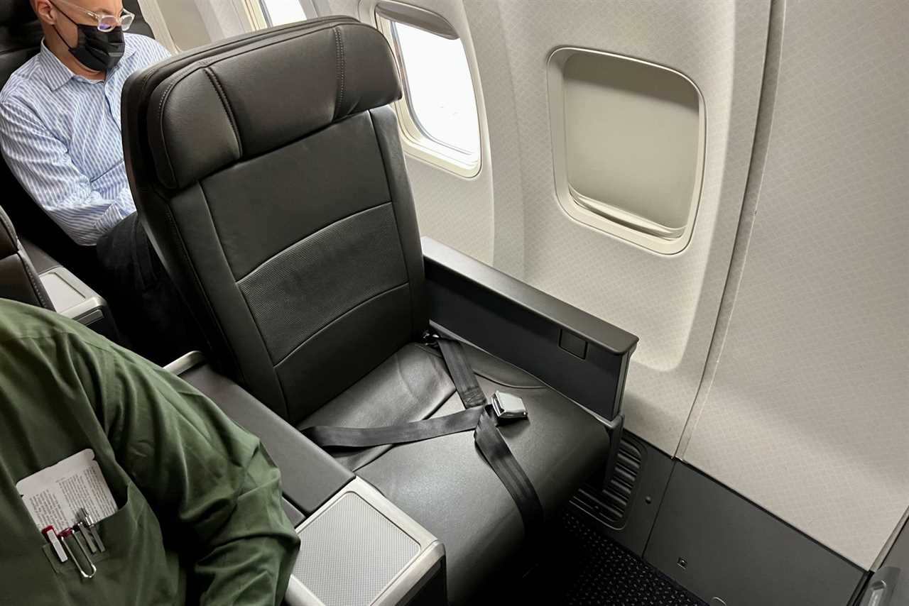 American Airlines seating