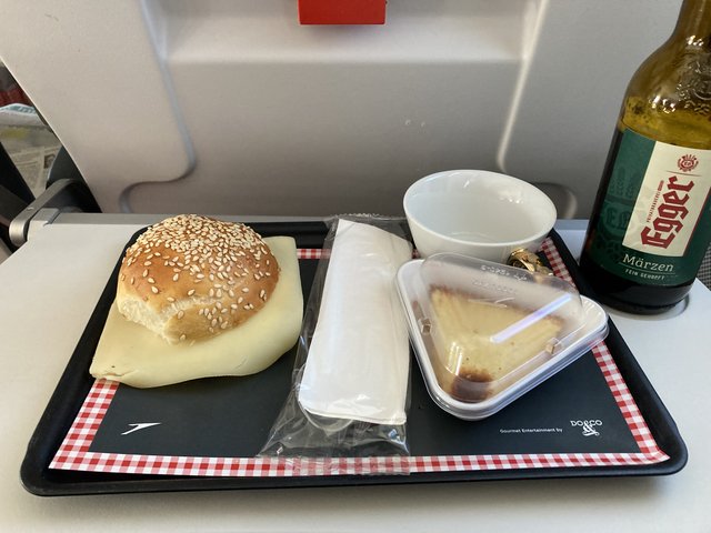 TRIP REPORT: Austrian, Sarajevo - London via Vienna
