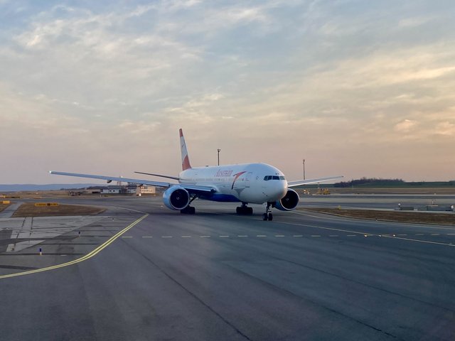 TRIP REPORT: Austrian, Sarajevo - London via Vienna