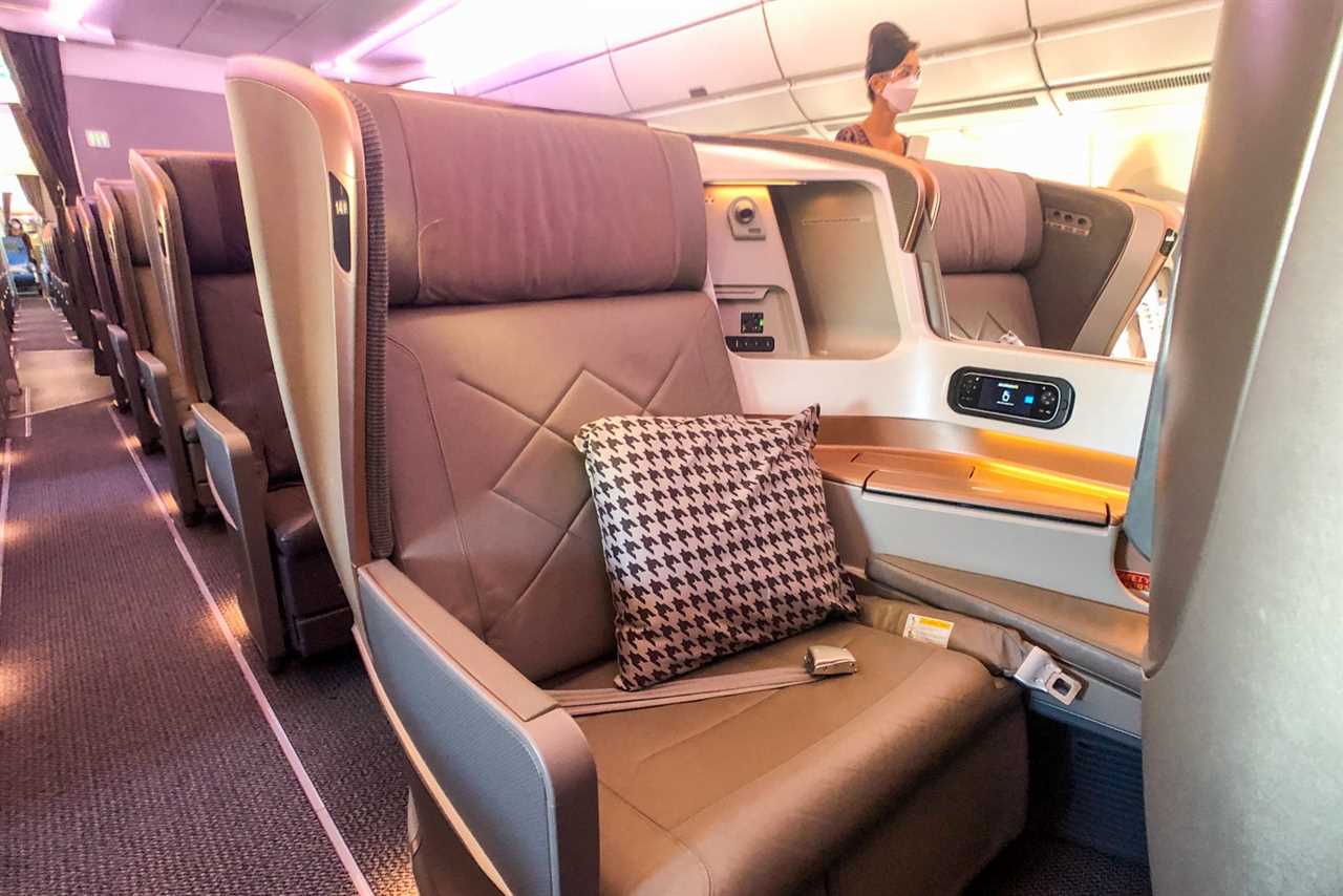 Which Singapore Airlines business class is better? A380 vs A350