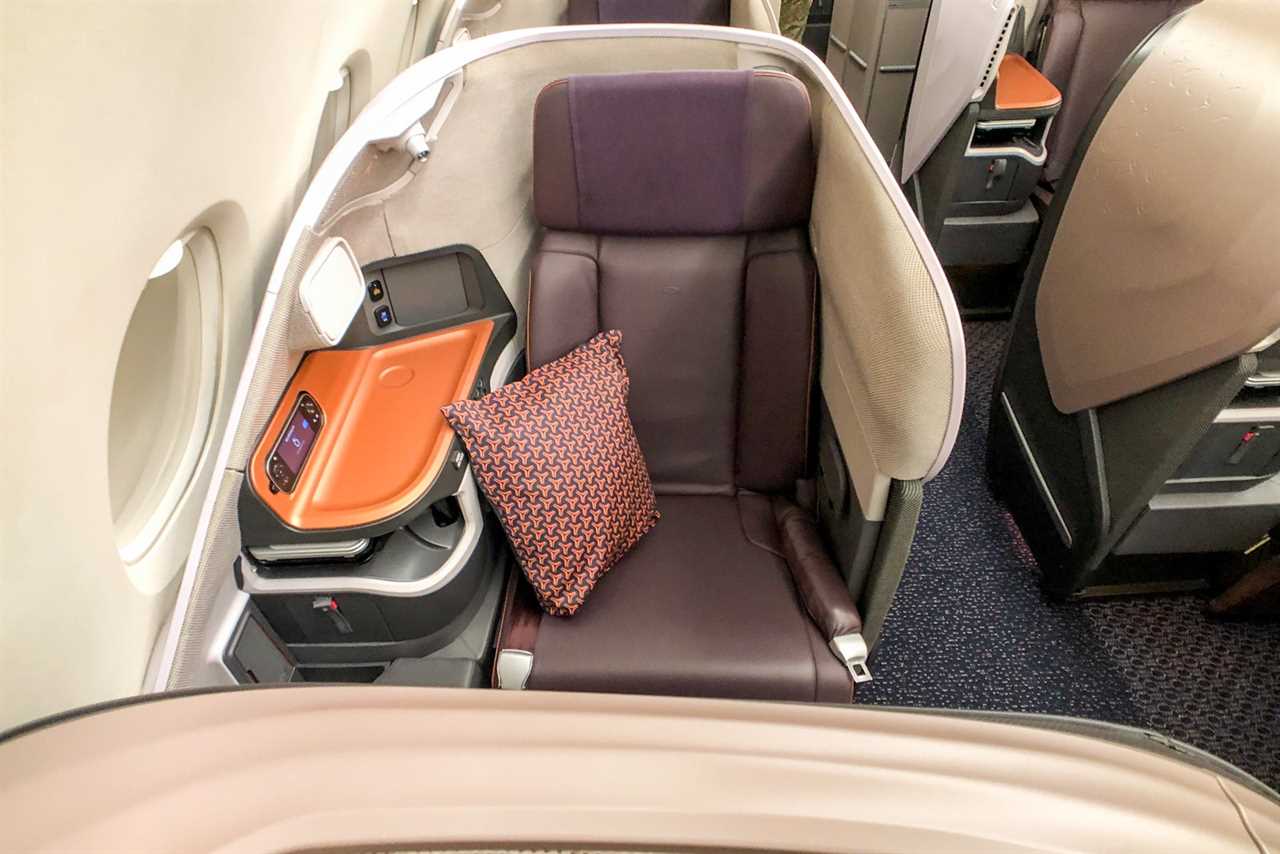 Which Singapore Airlines business class is better? A380 vs A350