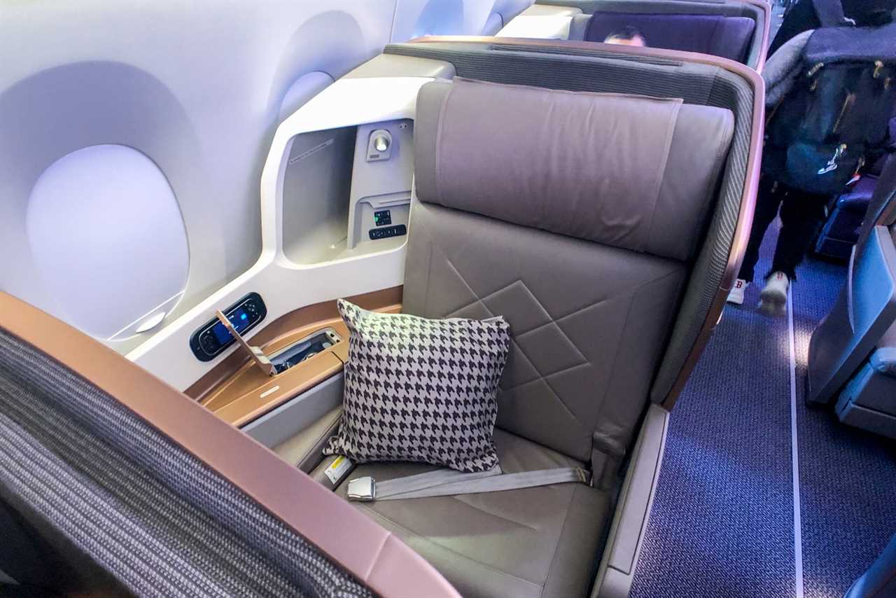 Which Singapore Airlines business class is better? A380 vs A350