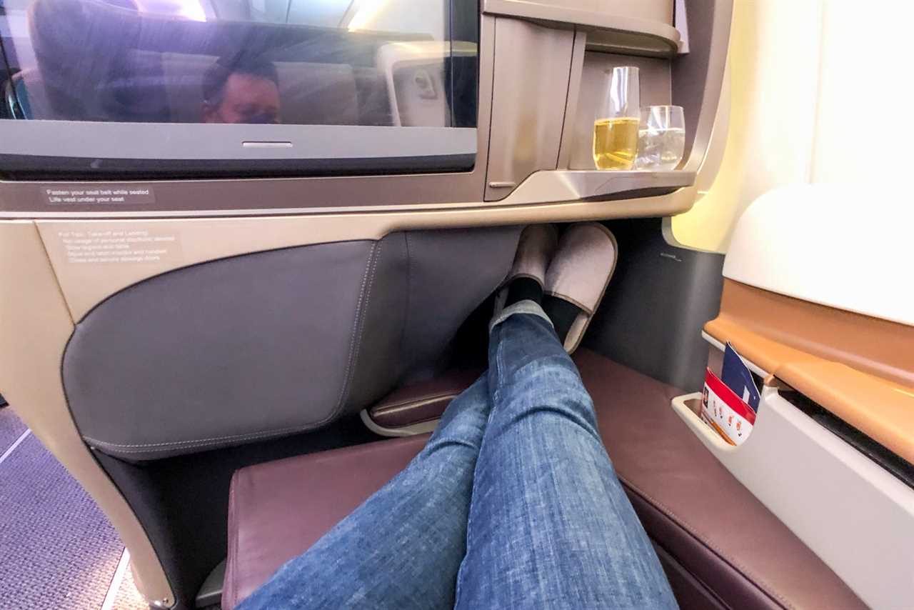 Which Singapore Airlines business class is better? A380 vs A350