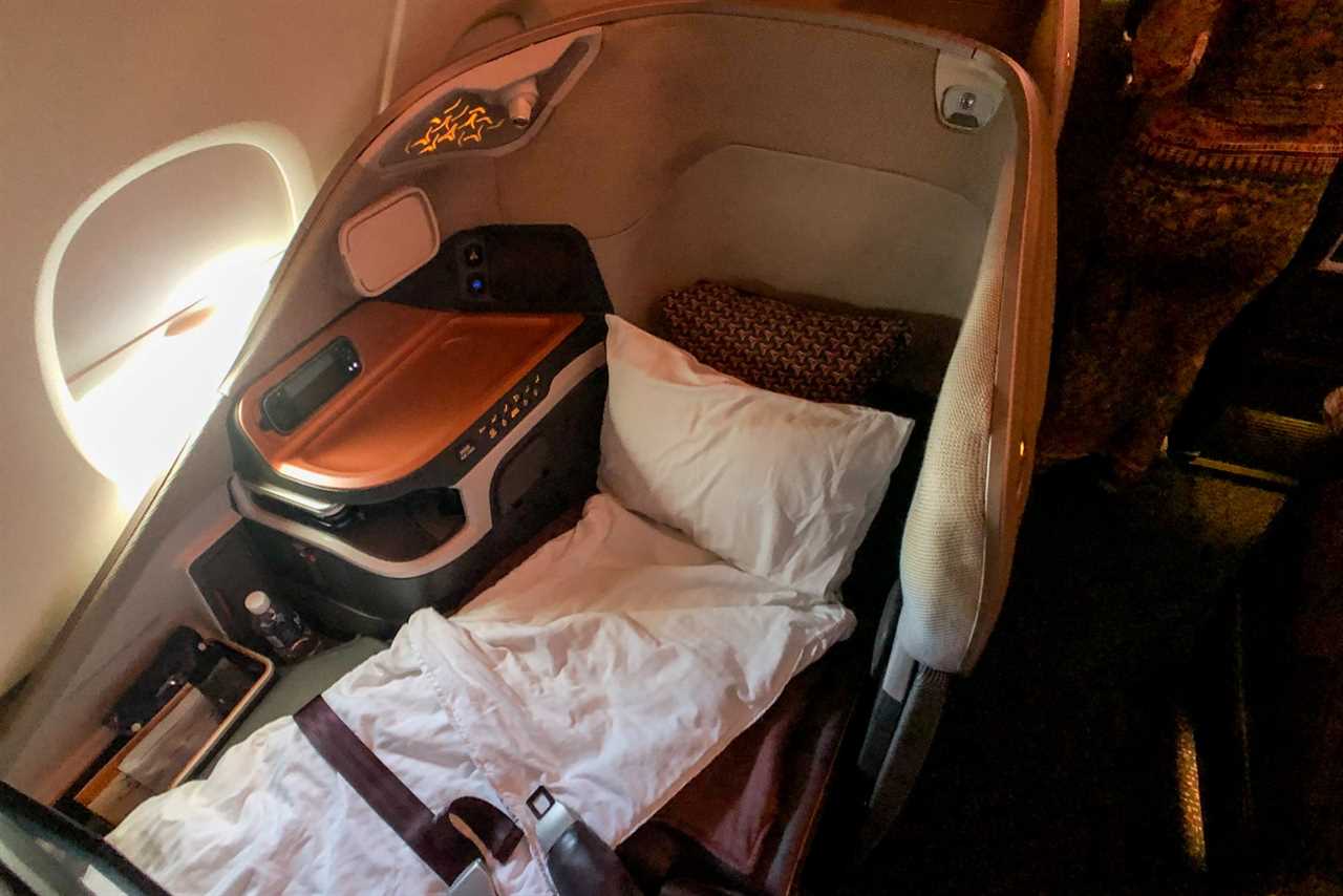 Which Singapore Airlines business class is better? A380 vs A350