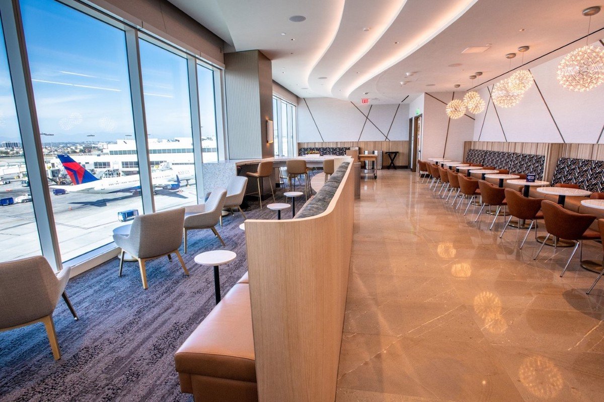 Delta Opens Gorgeous New SkyClub At LAX