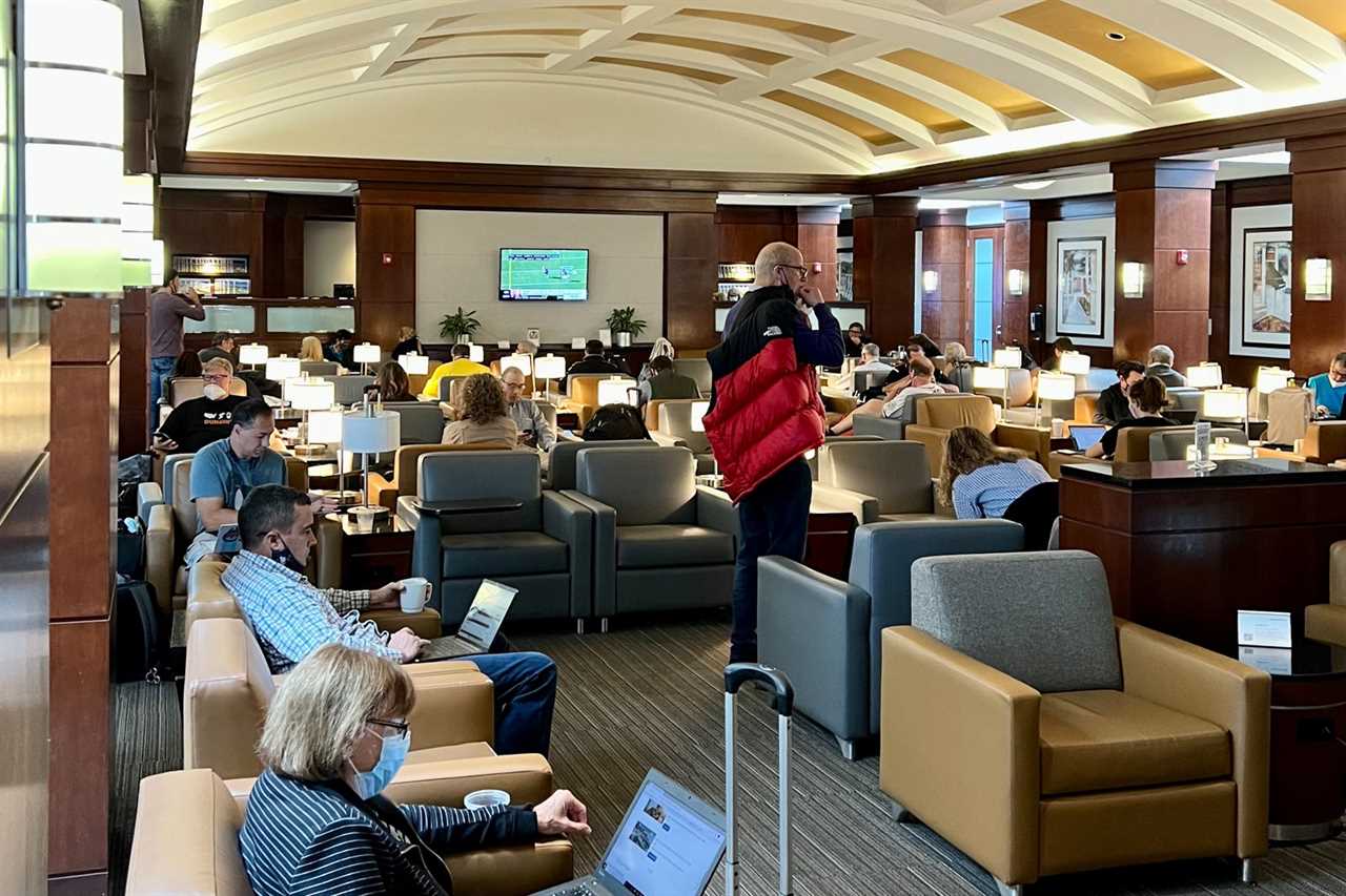 American Airlines set to reopen largest CLT Admirals Club June 24