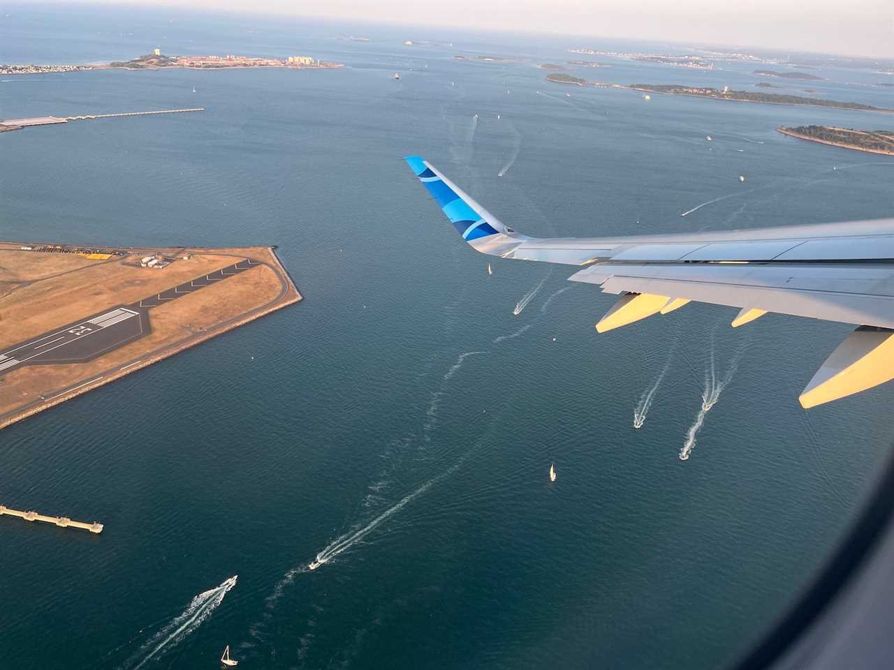 boston takeoff bos-lgw