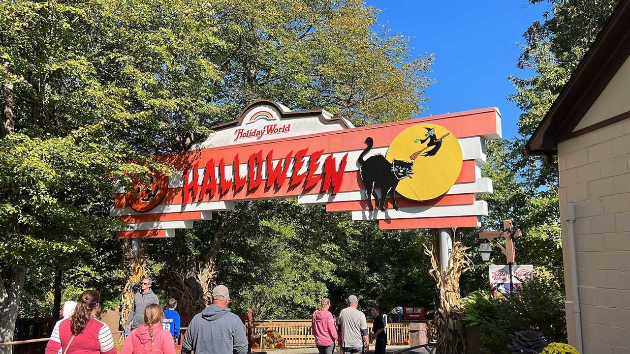 How to celebrate Halloween at theme parks this October