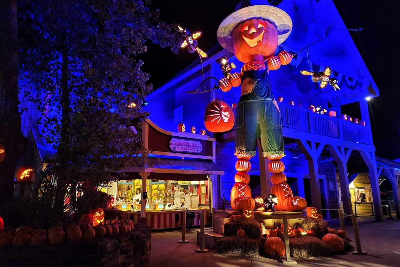 How to celebrate Halloween at theme parks this October