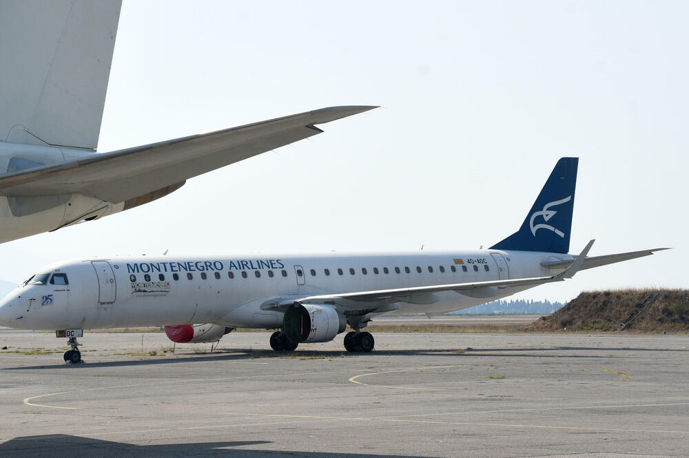 Montenegro Airlines' E195 Remains Grounded In Podgorica