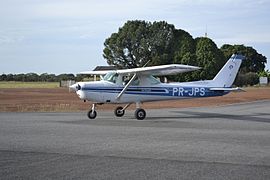 29-year-old student landed a plane on his first flight lesson after the pilot became unconscious