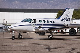 File:N414EL Cessna Ce.414 Chancellor (8735397267).jpg