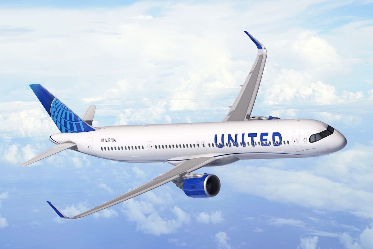 United To Order 100+ Wide Body Jets: 787 Or A350?