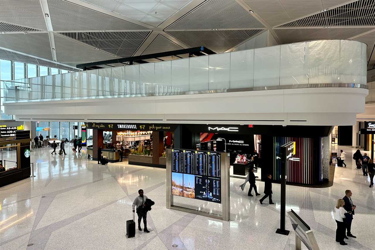 Newark’s stunning new Terminal A is now open, but with serious 1st-day hiccups