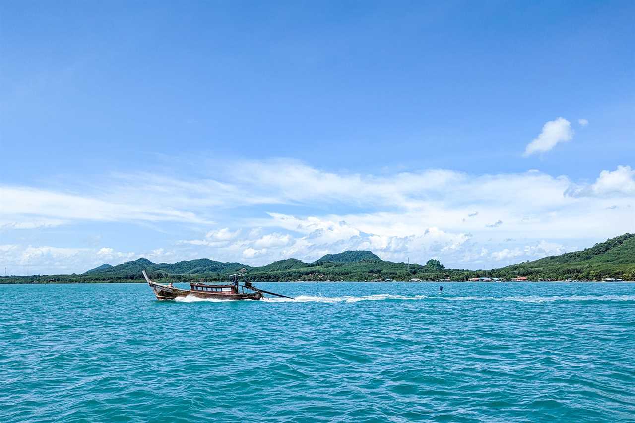 Six Senses Yao Noi boat