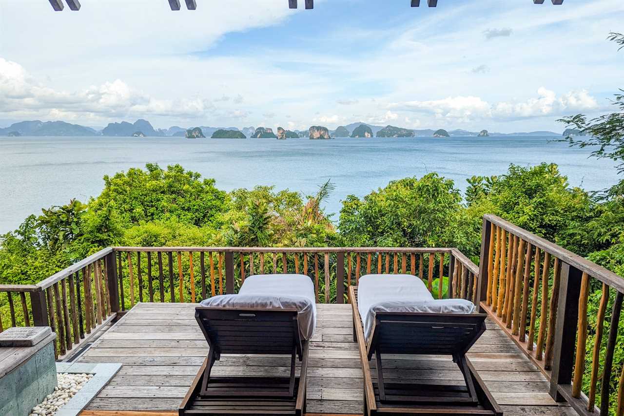 Six Senses Yao Noi villa 30 chairs