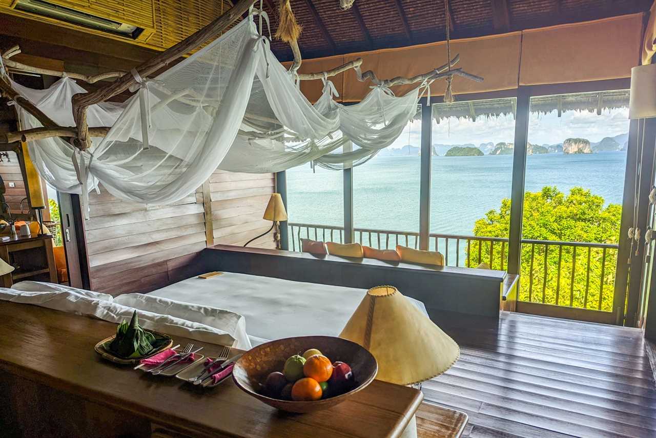 Six Senses Yao Noi villa bedroom counter