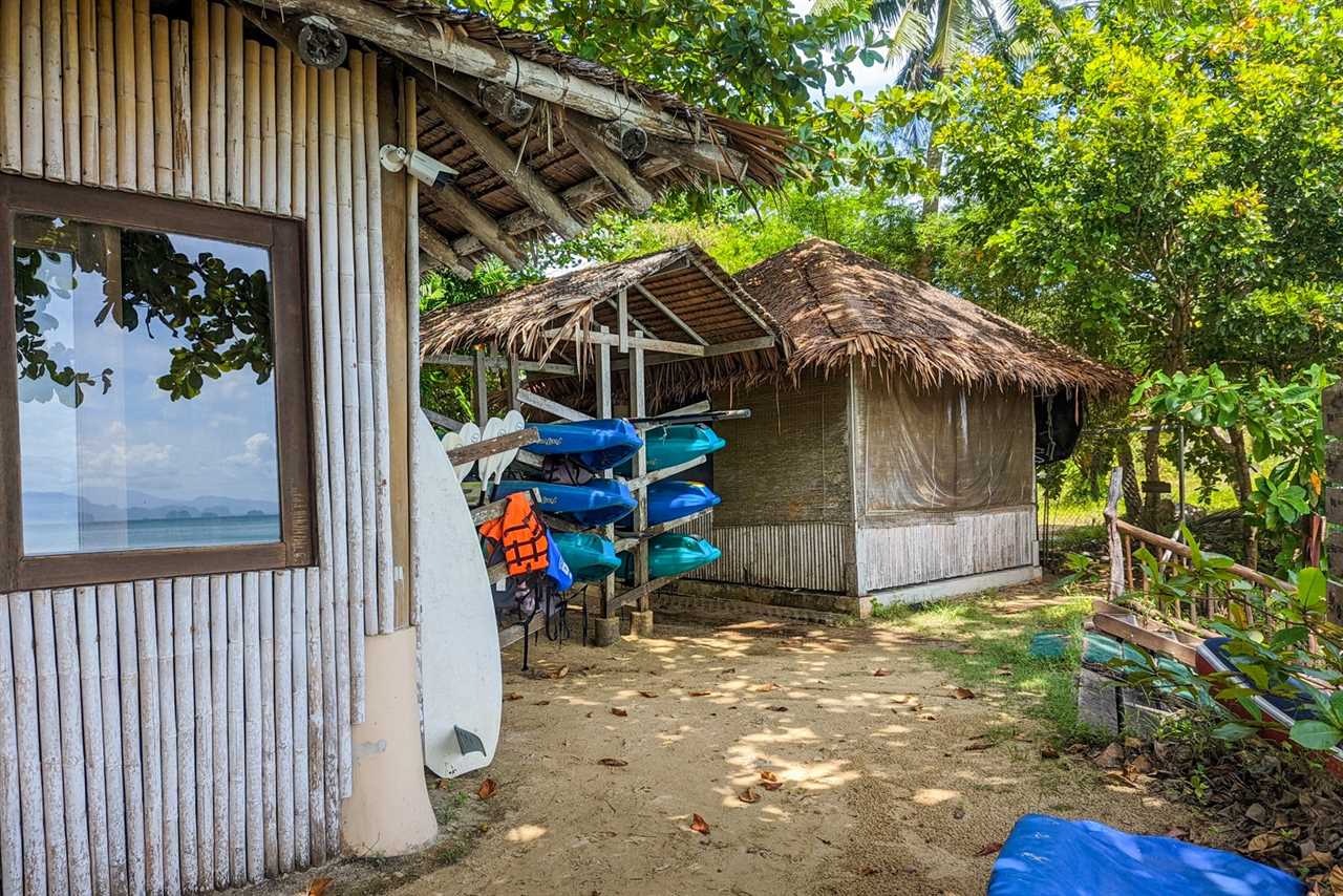 Six Senses Yao Noi kayaking