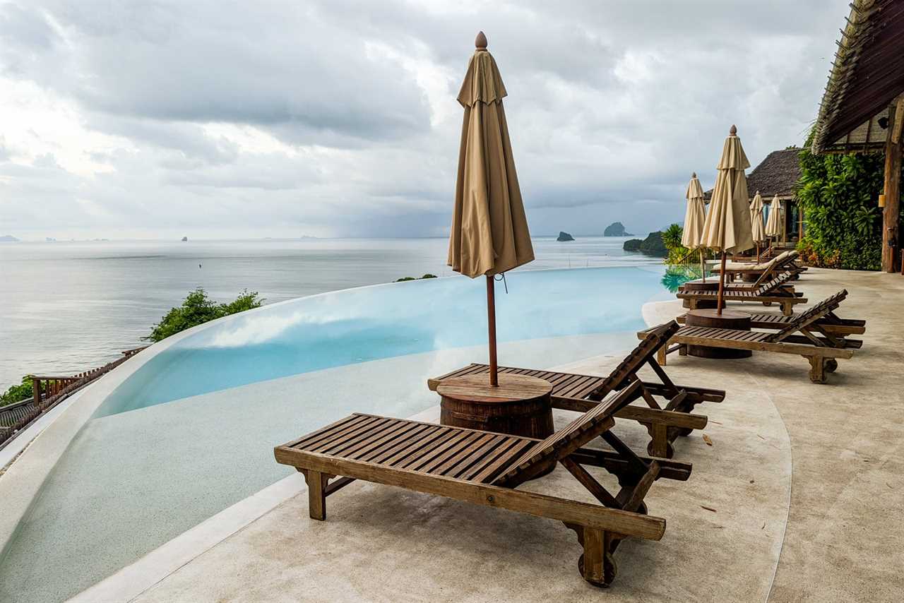 Six Senses Yao Noi hilltop pool