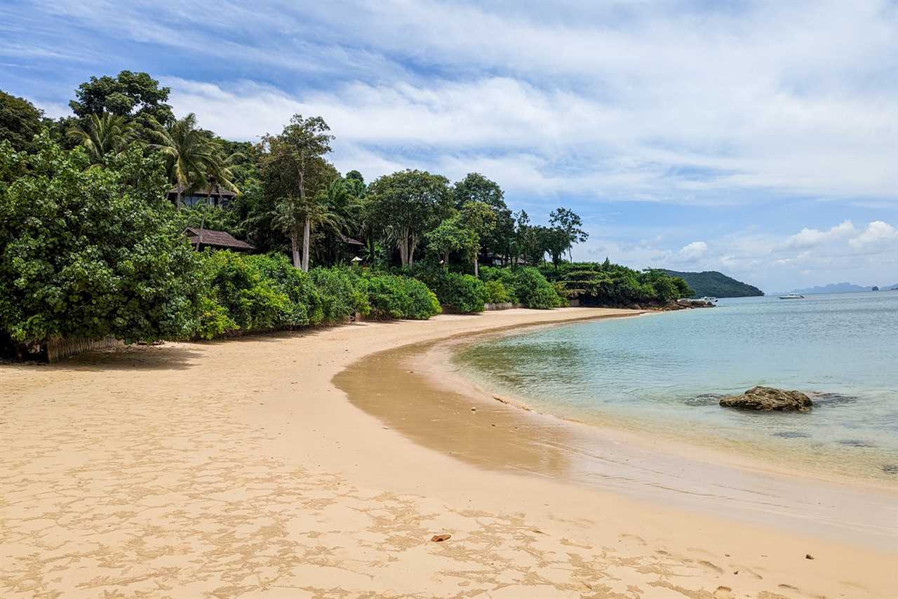 Six Senses Yao Noi beach