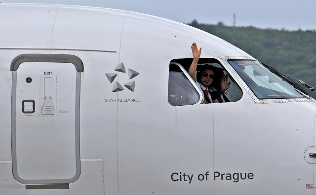 PHOTOS: Austrian Airlines touches down in Tivat