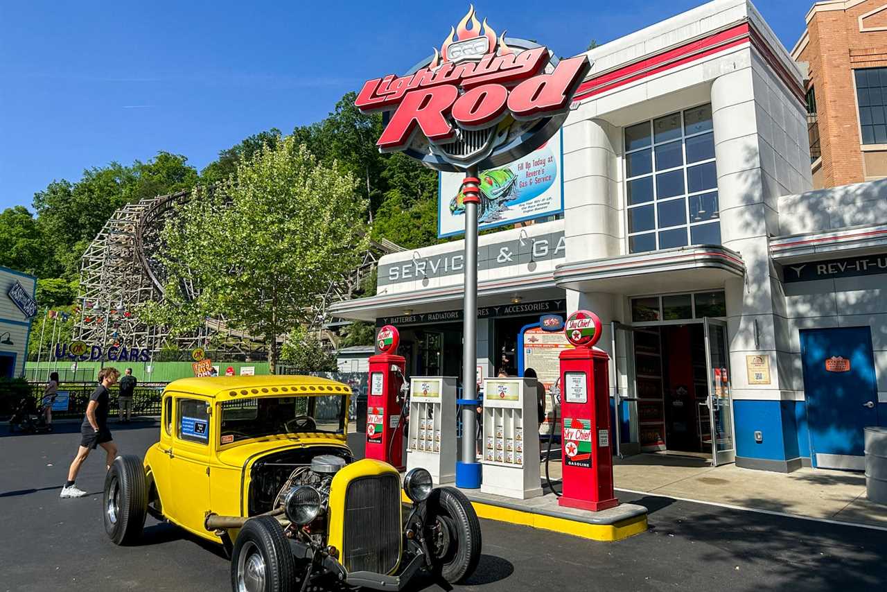 The 10 best rides at Dollywood for the whole family