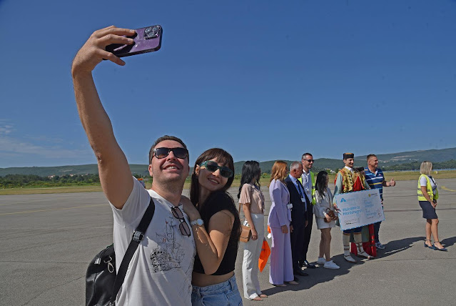 Uzbekistan Airways touches down in Tivat