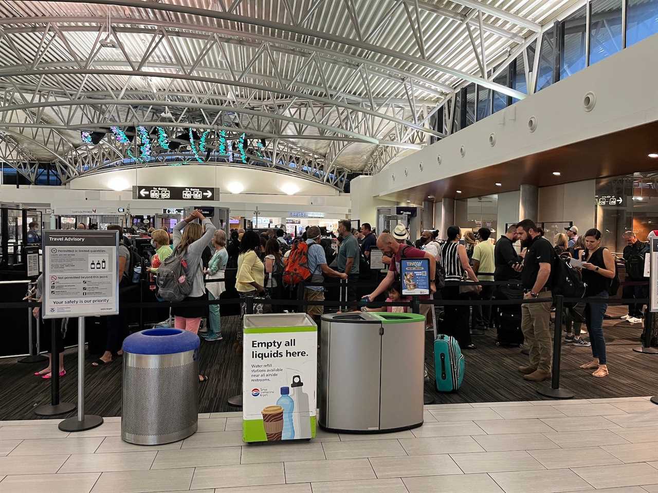 travelers tsa line tampa airport