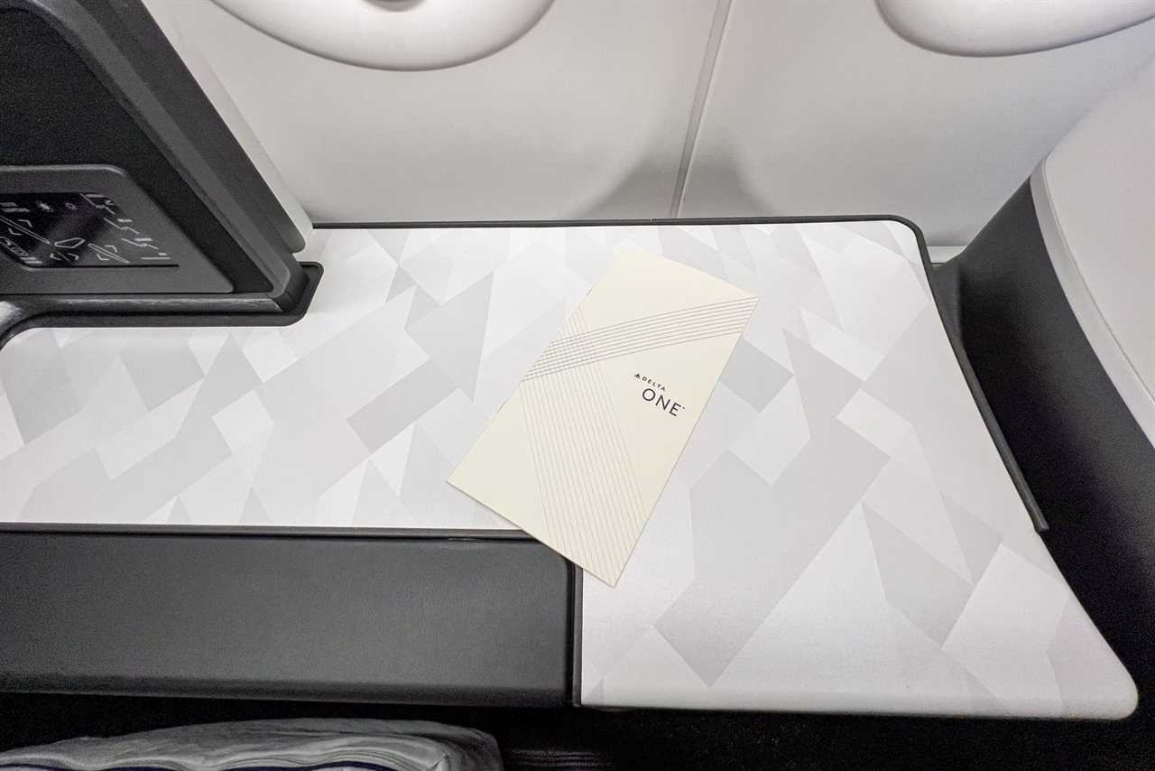 Delta One Suites review on the Airbus A330-900neo