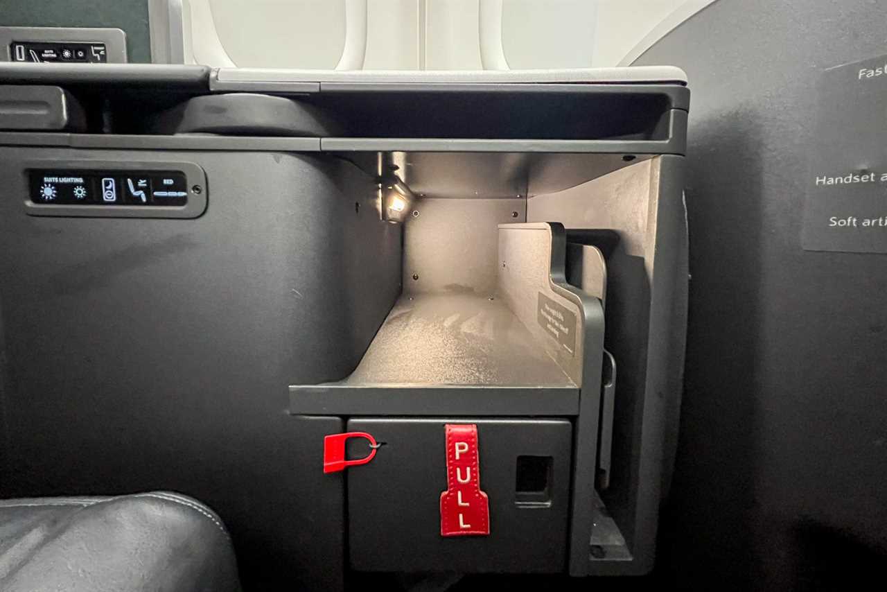 Delta One Suites review on the Airbus A330-900neo