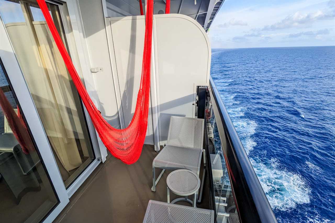 Sea Terrace on Scarlet Lady.