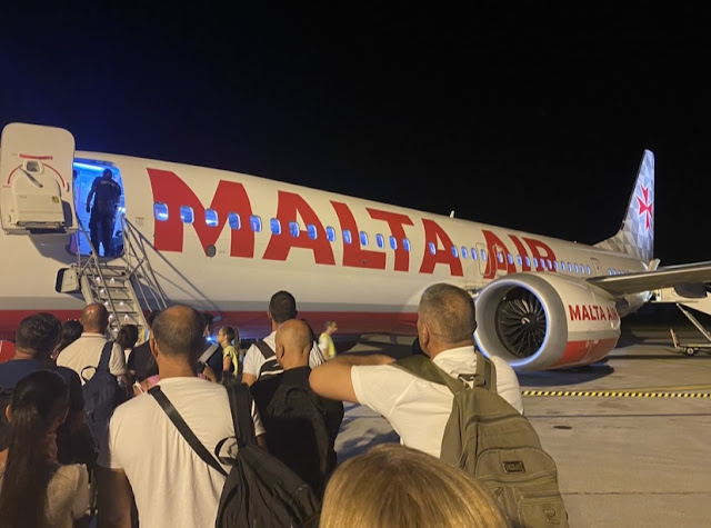 TRIP REPORT: Ryanair, Niš - Paris via Malta