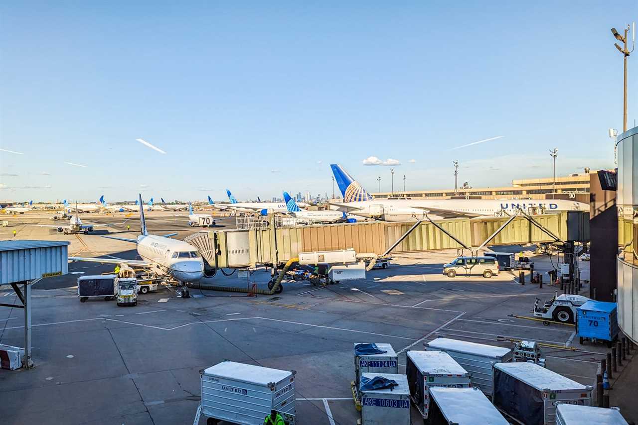 A review of United Airlines economy on the Boeing 767 from Newark to London