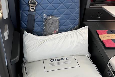Delta debuts mattress pads, lumbar pillows in business class