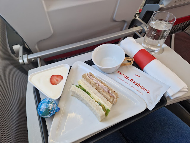 TRIP REPORT: Austrian Airlines, Belgrade - Vienna