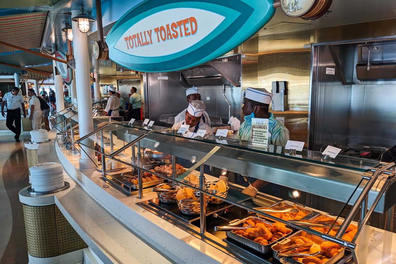 Cabanas buffet on Disney Dream.