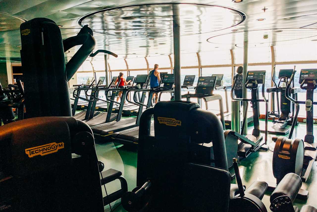 Fitness center on Disney Dream.