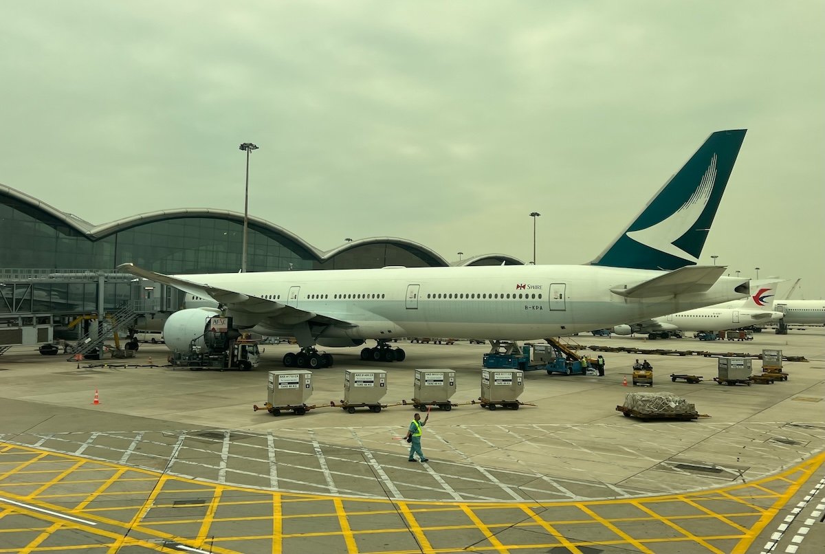 Review: EVA Air Business Class Boeing 787 (TPE-HKG)