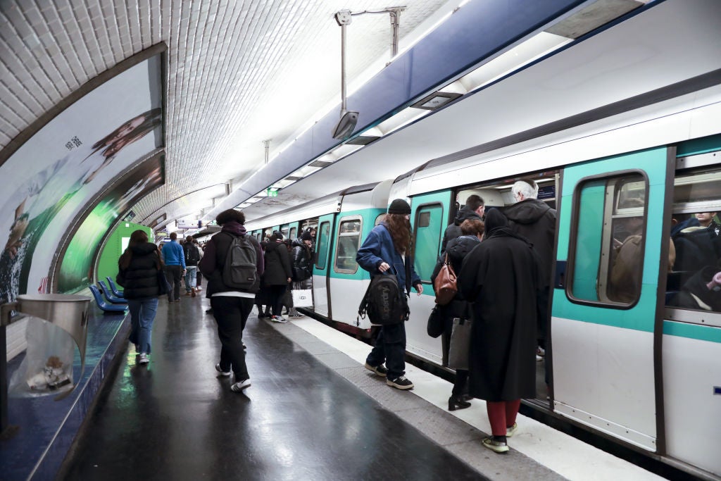 Paris Metro service